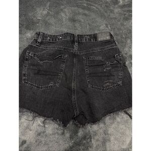 American Eagle Women’s Size 2 Black Distressed denim shorts #denimshorts